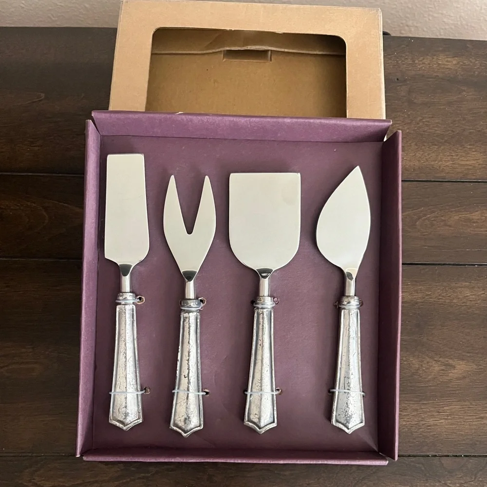 Sur La Table Regal Antique Cheese Knives – Set of 4 – NWT - Vintage - Gift Ready